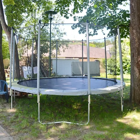 Arnyas Park Apartmanhaz