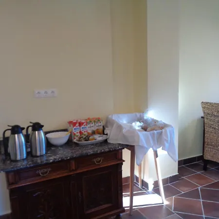 Arnyas Park Apartmanhaz Bed & Breakfast *