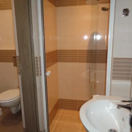 Arnyas Park Apartmanhaz Frühstückspension