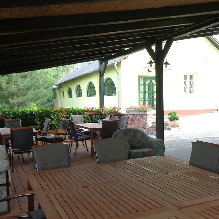 Bed & Breakfast Arnyas Park Apartmanhaz *